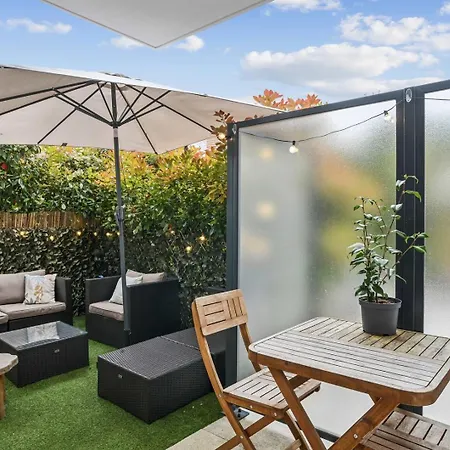 Le Petit Bijou De Apartment
